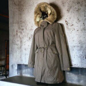 NWOT LBD LAUNDRY BY DESIGN ( L ) Light Brown/Tan Zip/Snap Up Faux Fur Ho…